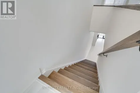 3545 Riva Avenue Innisfil ON L9S 0L5