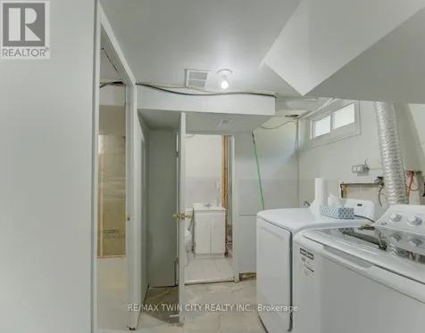 478 Wellington Street North Kitchener ON N2H 5L5