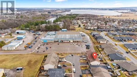 17 Allan Bond Court Arnprior ON K7S 0C5