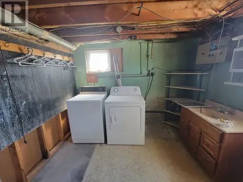 813 Phair Avenue Fort Frances ON P9A 2M5