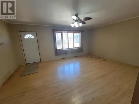 813 Phair Avenue Fort Frances ON P9A 2M5