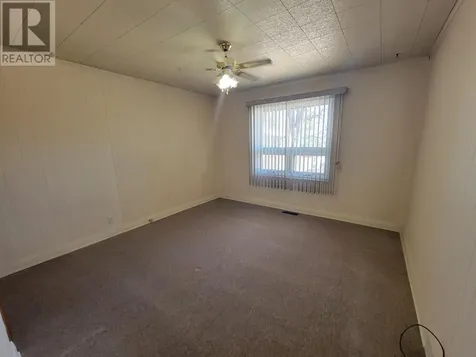 813 Phair Avenue Fort Frances ON P9A 2M5