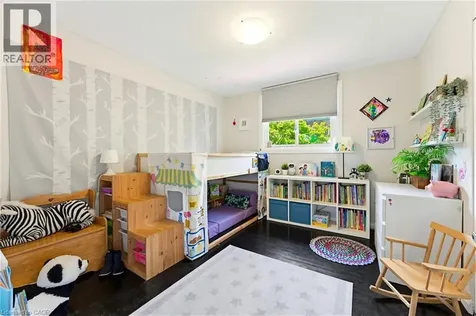 632 Greenhill Avenue Hamilton ON L8K 5E9