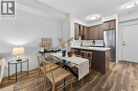 2081 Fairview Street Burlington ON L7R 2C8
