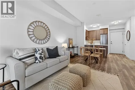 2081 Fairview Street Burlington ON L7R 2C8