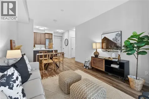 2081 Fairview Street Burlington ON L7R 2C8