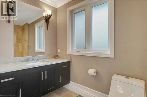 15 Mcwilliams Court Cambridge ON N1P 0A9