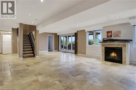 15 Mcwilliams Court Cambridge ON N1P 0A9