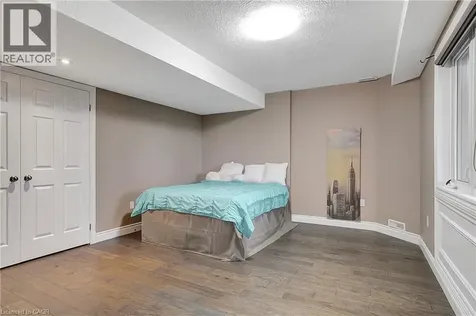 15 Mcwilliams Court Cambridge ON N1P 0A9