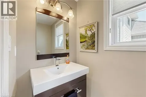7 Windermere Avenue Hamilton ON L8H 7G3