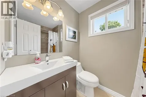 7 Windermere Avenue Hamilton ON L8H 7G3