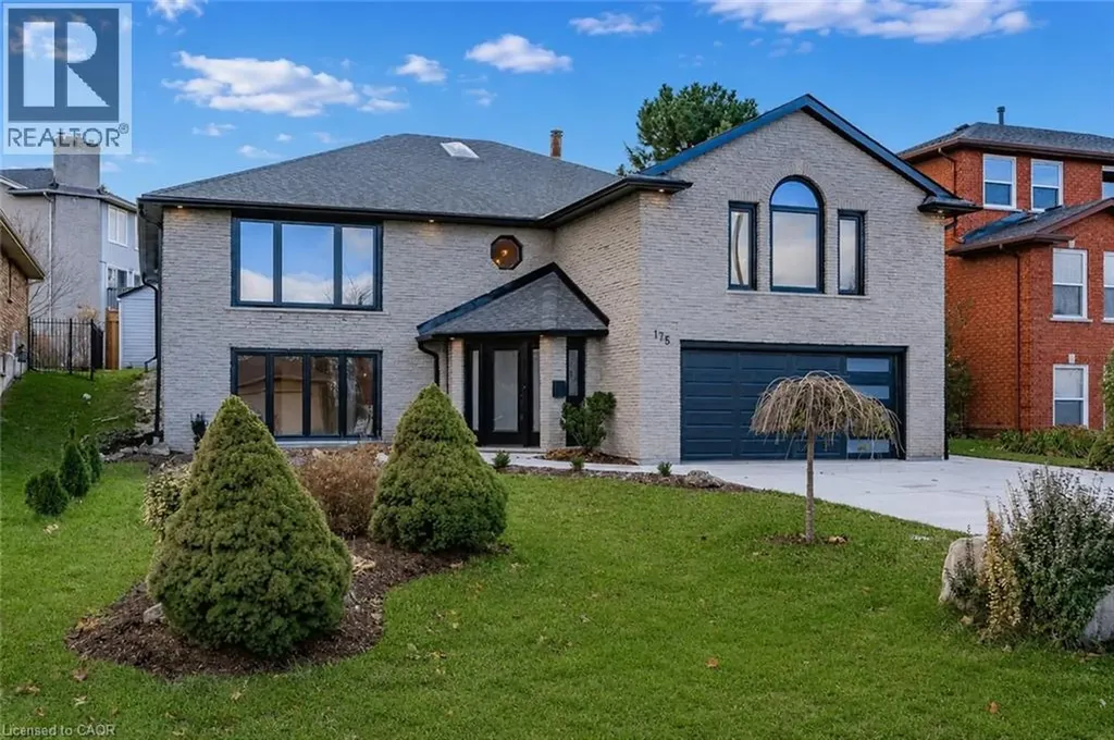 175 Bluebell Crescent Ancaster ON L9K 1E8