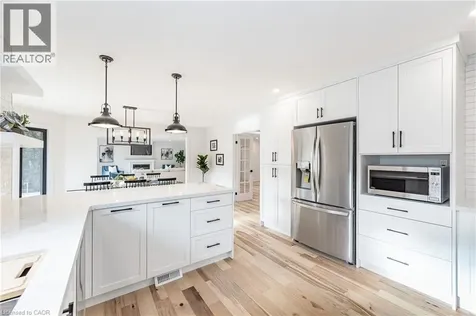 175 Bluebell Crescent Ancaster ON L9K 1E8