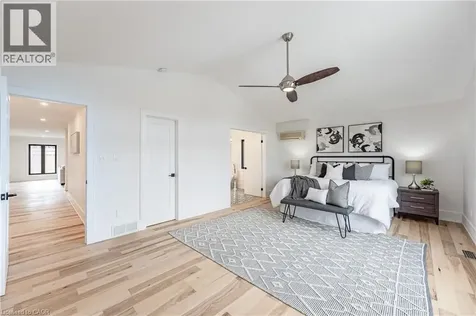 175 Bluebell Crescent Ancaster ON L9K 1E8