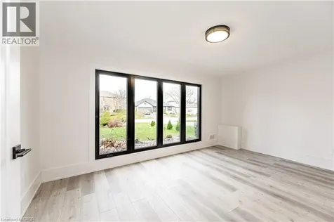 175 Bluebell Crescent Ancaster ON L9K 1E8