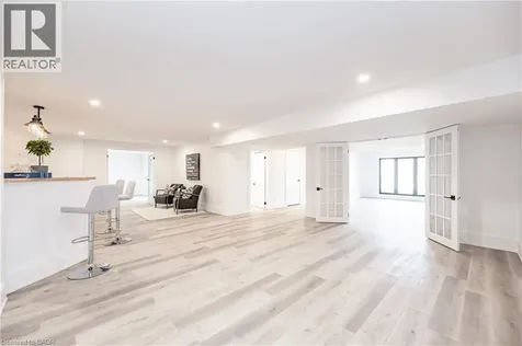 175 Bluebell Crescent Ancaster ON L9K 1E8