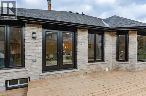 175 Bluebell Crescent Ancaster ON L9K 1E8