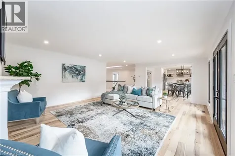 175 Bluebell Crescent Ancaster ON L9K 1E8