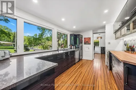 16 Parkwood Drive Cambridge ON N1S 3K7
