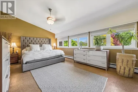 16 Parkwood Drive Cambridge ON N1S 3K7
