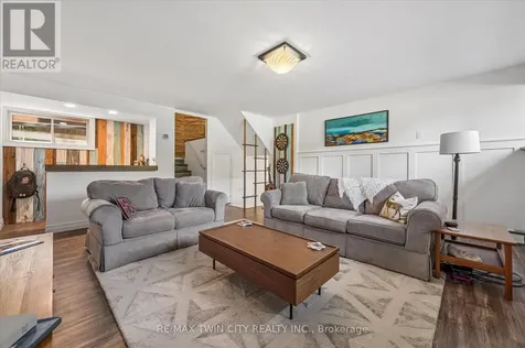 16 Parkwood Drive Cambridge ON N1S 3K7