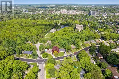 16 Parkwood Drive Cambridge ON N1S 3K7