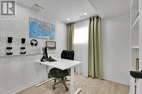 6812 Bilberry Drive Ottawa ON K1C 3R4