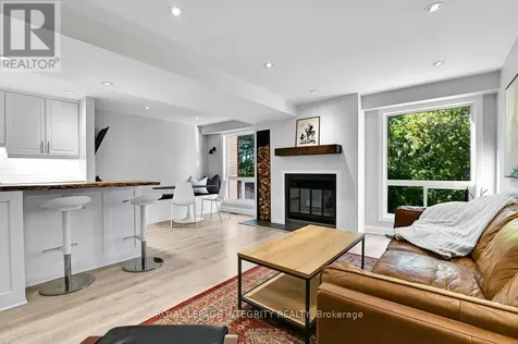 6812 Bilberry Drive Ottawa ON K1C 3R4