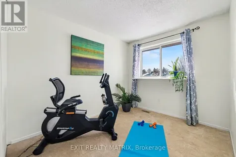 112 Castlefrank Road Ottawa ON K2L 2Y8
