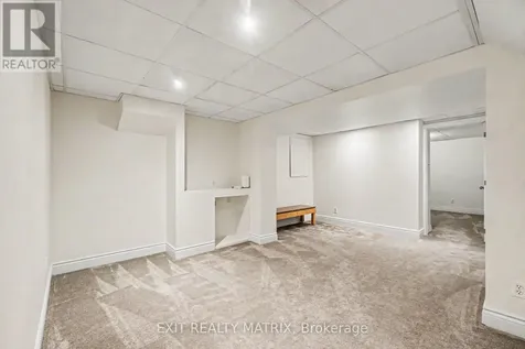 112 Castlefrank Road Ottawa ON K2L 2Y8