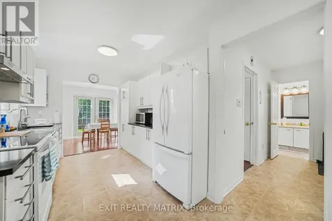 3773 Autumnwood Street Ottawa ON K1T 2G7