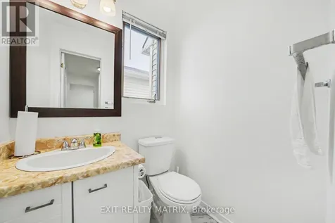 3773 Autumnwood Street Ottawa ON K1T 2G7
