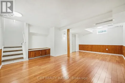3773 Autumnwood Street Ottawa ON K1T 2G7