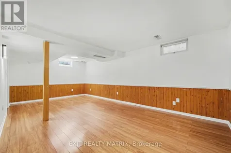 3773 Autumnwood Street Ottawa ON K1T 2G7
