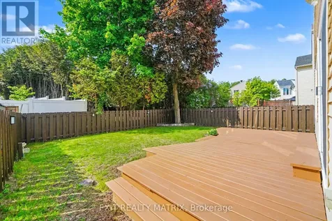 3773 Autumnwood Street Ottawa ON K1T 2G7