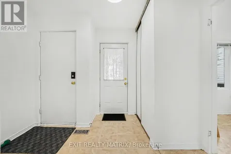 3773 Autumnwood Street Ottawa ON K1T 2G7