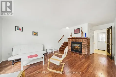 3773 Autumnwood Street Ottawa ON K1T 2G7