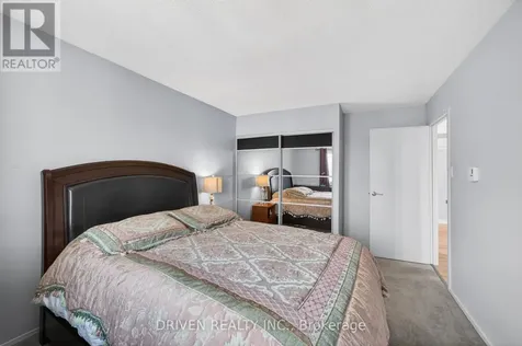158 A Mcarthur Avenue Ottawa ON K1L 7E7
