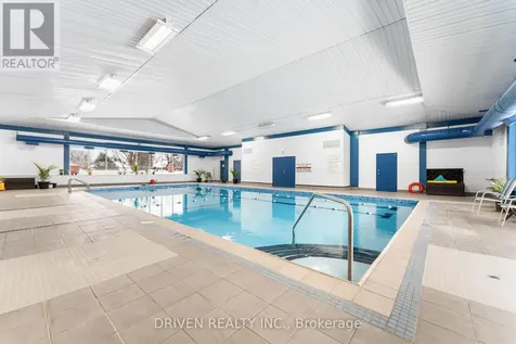 158 A Mcarthur Avenue Ottawa ON K1L 7E7