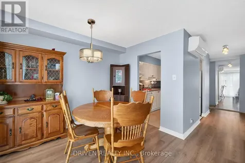 158 A Mcarthur Avenue Ottawa ON K1L 7E7