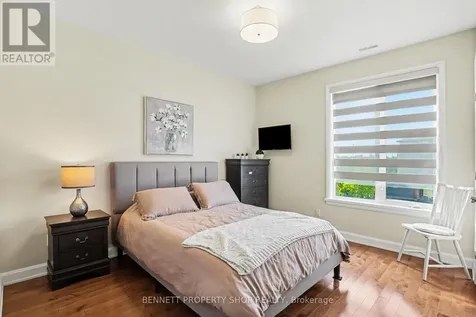 190 Boundstone Way Ottawa ON K2T 0M9