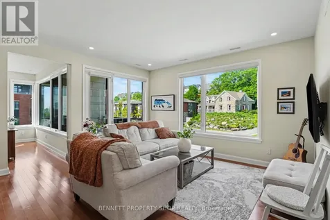 190 Boundstone Way Ottawa ON K2T 0M9