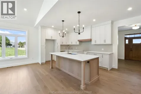 71 Rosewood Crescent Chatham ON N7M 0P4