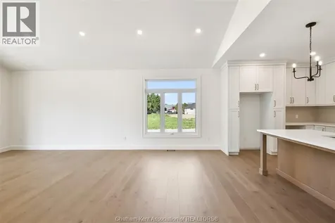 71 Rosewood Crescent Chatham ON N7M 0P4