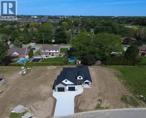 71 Rosewood Crescent Chatham ON N7M 0P4