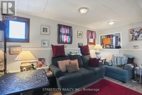 24 Hincks Street St. Thomas ON N5R 3N6
