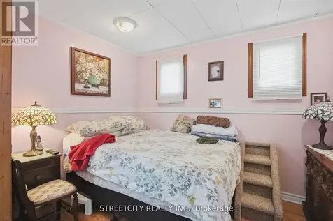 24 Hincks Street St. Thomas ON N5R 3N6