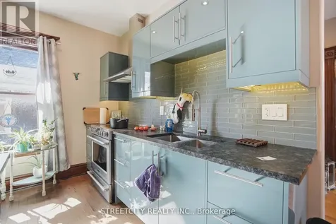 24 Hincks Street St. Thomas ON N5R 3N6