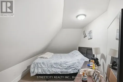 24 Hincks Street St. Thomas ON N5R 3N6