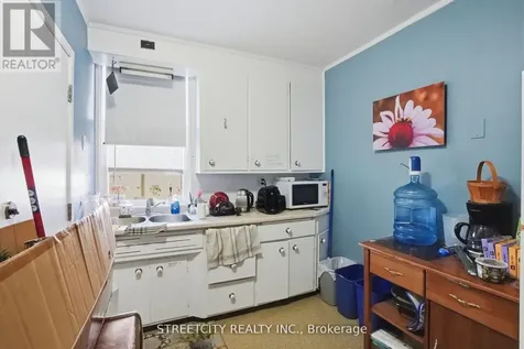 24 Hincks Street St. Thomas ON N5R 3N6